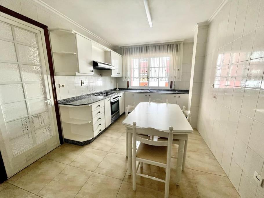 Agradable apartamento céntrico en Cangas Extérieur photo