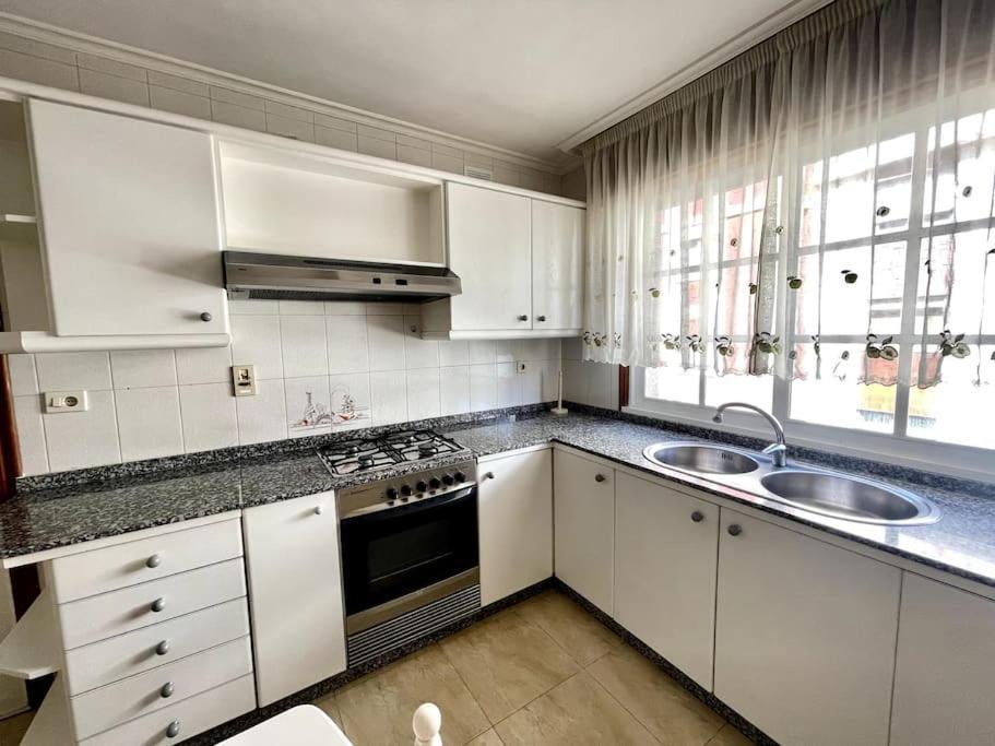 Agradable apartamento céntrico en Cangas Extérieur photo